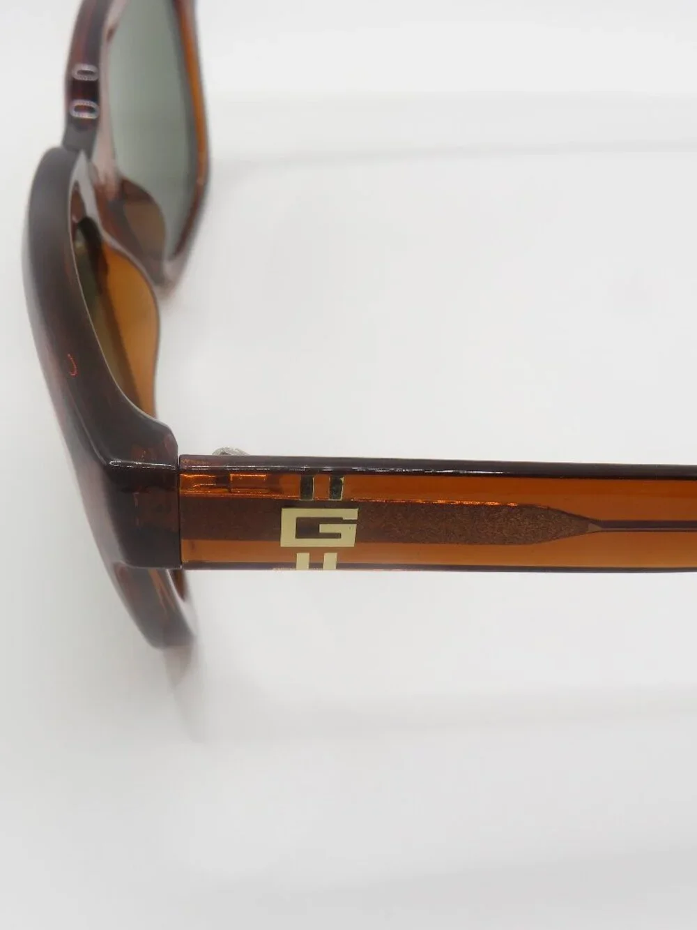 Guess New GU00206 48N Shiny Transparent Brown/Green Square Sunglasses